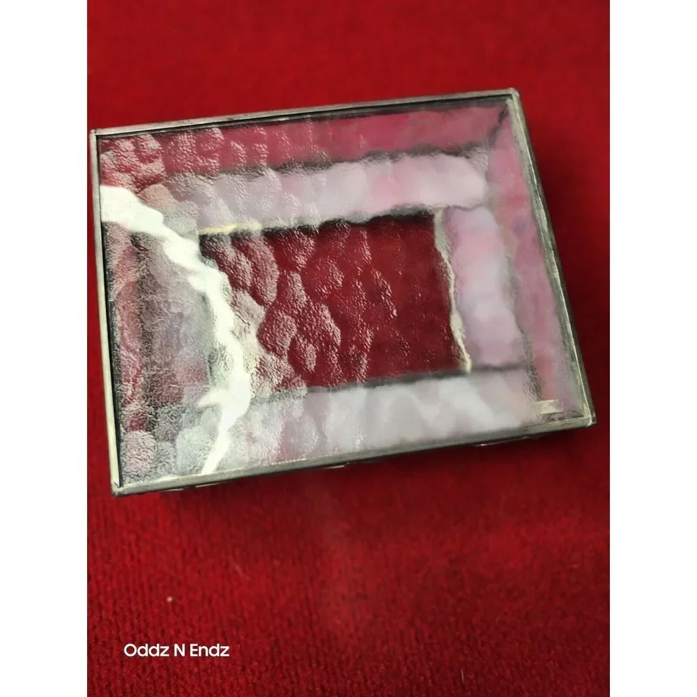 Stained Glass Trinket Box With Pink Opalescent Accents & Metal‎ Frame
